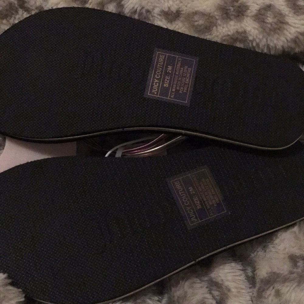 Juciy Couture Slippers - Picture 3 of 3
